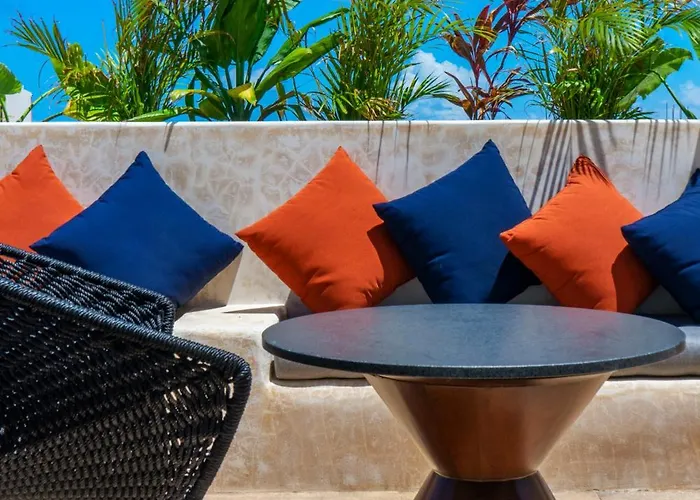 Fully Equipped 2br2bath Wprivate Pool In La Veleta Apartment